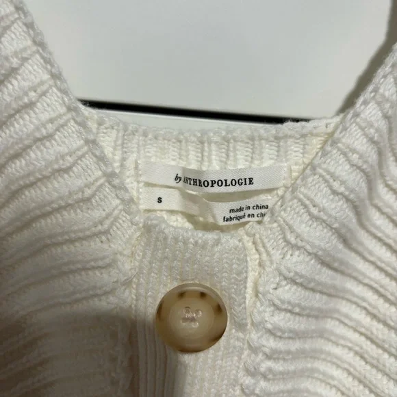 Anthropologie Womens Knit Tank Top Small Ribbed Cream Button Flutter Sleeved - Picture 3 of 8